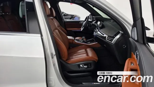 BMW X5 M50i, миниатюра 22