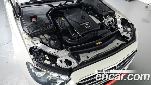 Mercedes-Benz E-Class E250, миниатюра 20