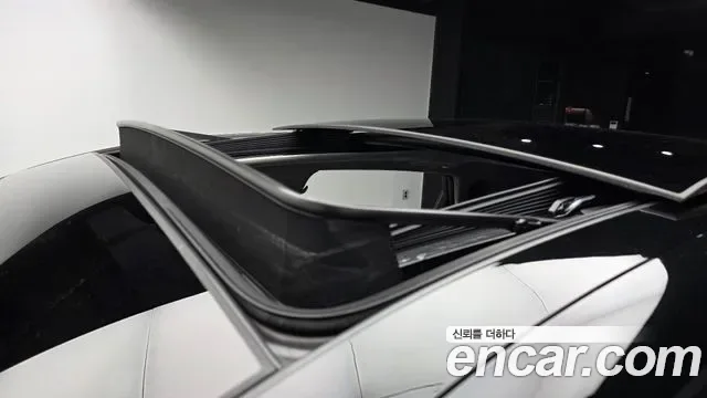 Hyundai Grandeur Calligraphy, миниатюра 3