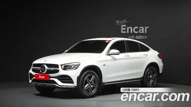 Mercedes-Benz GLC GLC300e 4MATIC