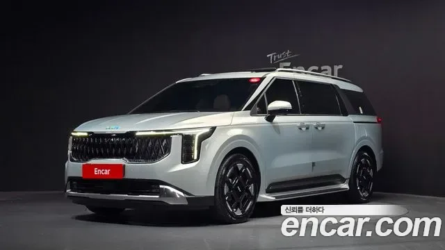Kia Carnival HEV 9 мест Signature
