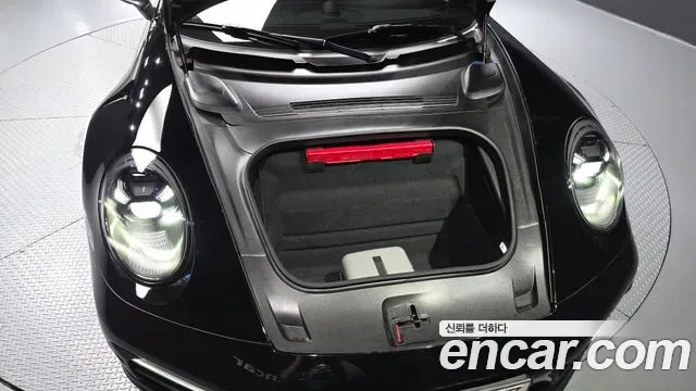 Porsche 911 4 GTS, миниатюра 14