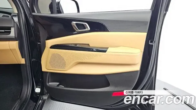 Kia Carnival дизель 7 мест, миниатюра 4