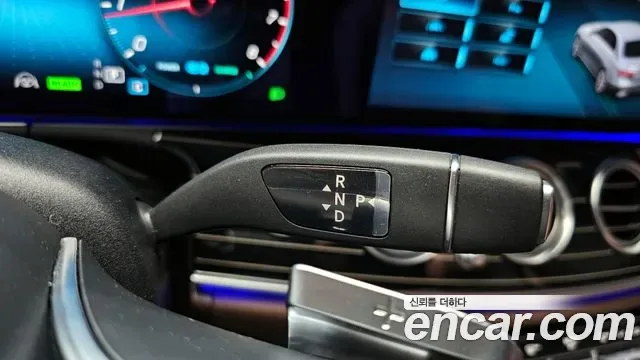 Mercedes-Benz E-Class E450 4MATIC, миниатюра 14