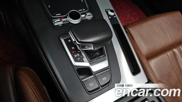 Audi Q5 45 TFSI Premium, миниатюра 21