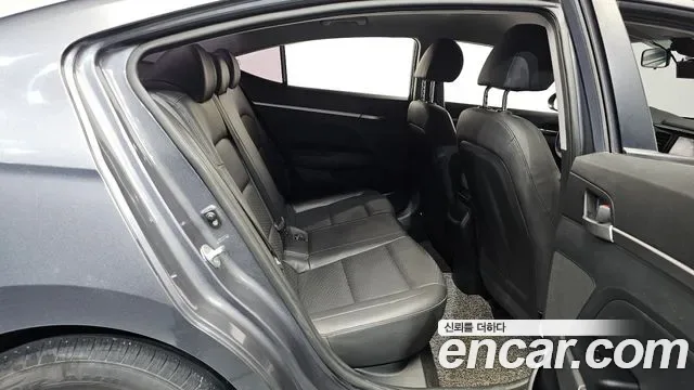 Hyundai Avante AD, миниатюра 8