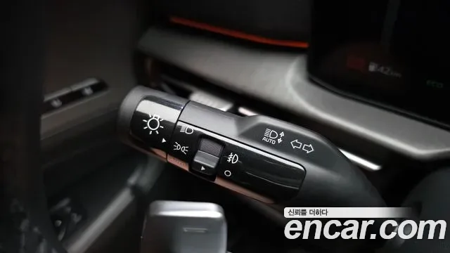 Kia Sportage бензин 1.6 Turbo 4WD Signature X Line, миниатюра 10