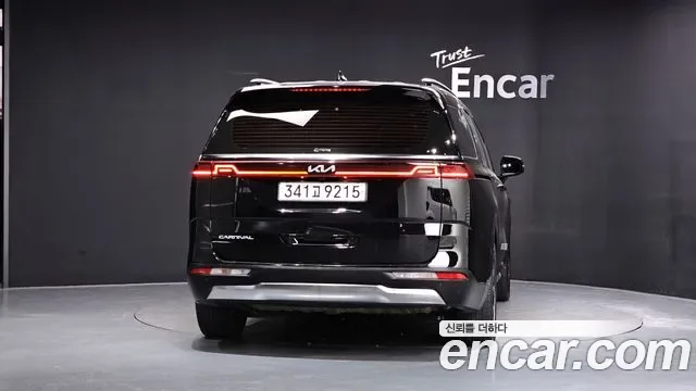 Kia Carnival дизель 9 мест, миниатюра 8