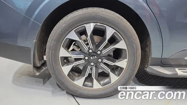 Kia Carnival дизель 9 мест Signature, миниатюра 2