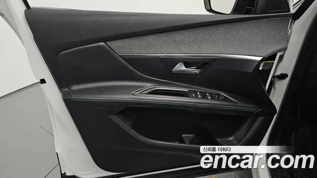 Peugeot 3008 1.2 Pure Tech, миниатюра 7