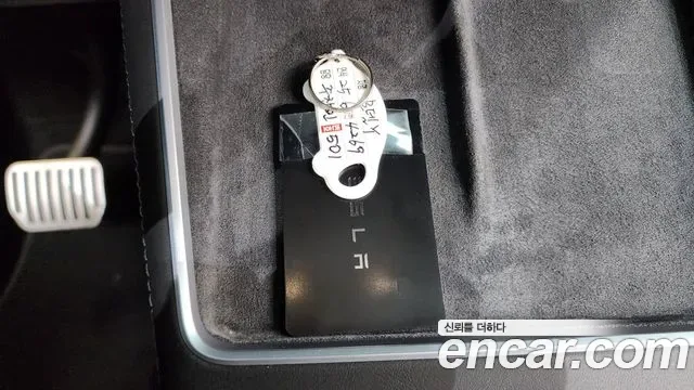 Tesla Y AWD, миниатюра 4
