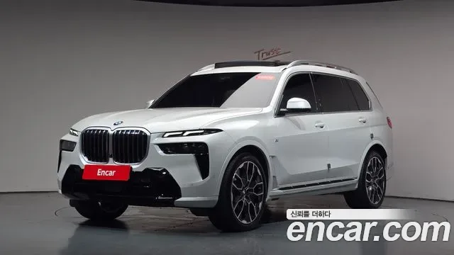 BMW X7 xDrive 40i M 6 мест