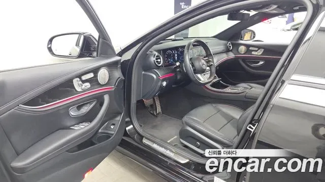 Mercedes-Benz E-Class E220d 4MATIC AMG Line, миниатюра 9