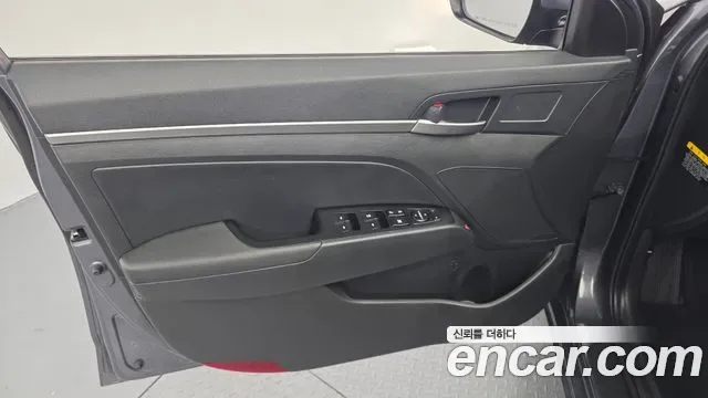 Hyundai Avante AD, миниатюра 13