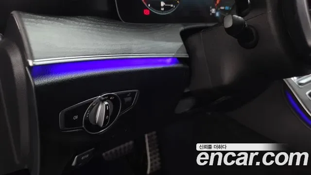 Mercedes-Benz E-Class E350 4MATIC AMG Line, миниатюра 27