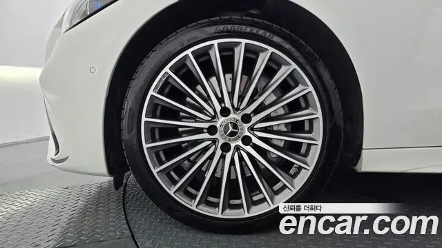 Mercedes-Benz C-Class C300 AMG Line, миниатюра 5