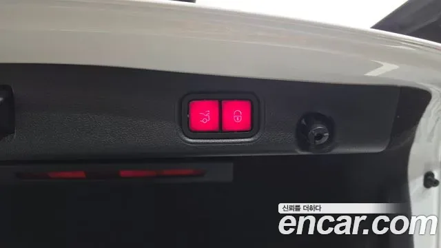 Mercedes-Benz E-Class E220d 4MATIC AMG Line, миниатюра 25