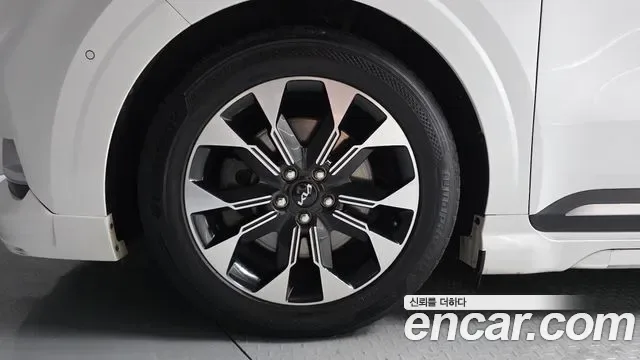 Kia Carnival бензин 9 мест ( ), миниатюра 15