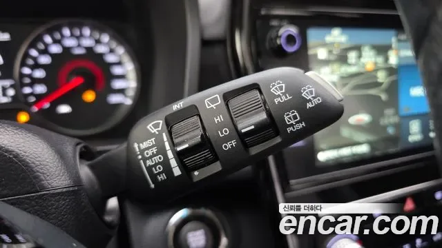KGM Tivoli бензин 1.5 2WD V7, миниатюра 4