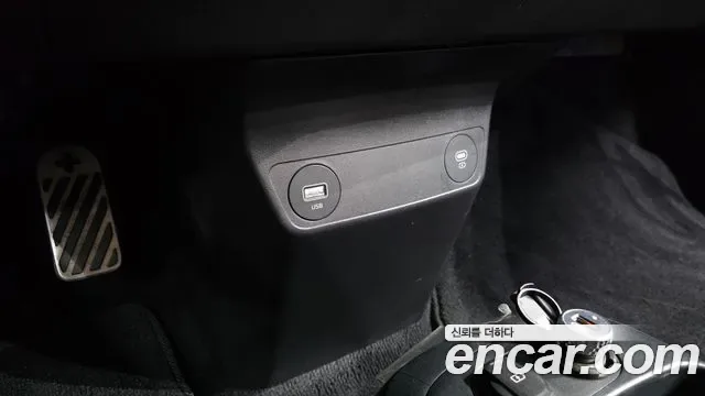Kia EV6, миниатюра 12