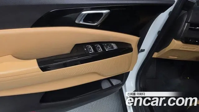Kia Carnival бензин 9 мест, миниатюра 16