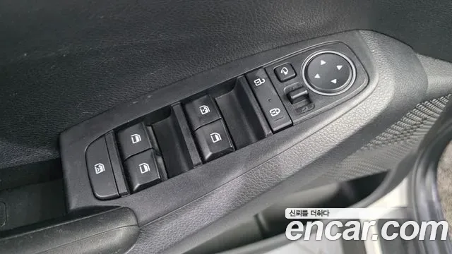 Kia Seltos бензин 1.6 Turbo 2WD Prestige, миниатюра 6