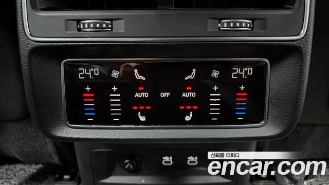 Audi Q8 45 TDI Premium, миниатюра 8