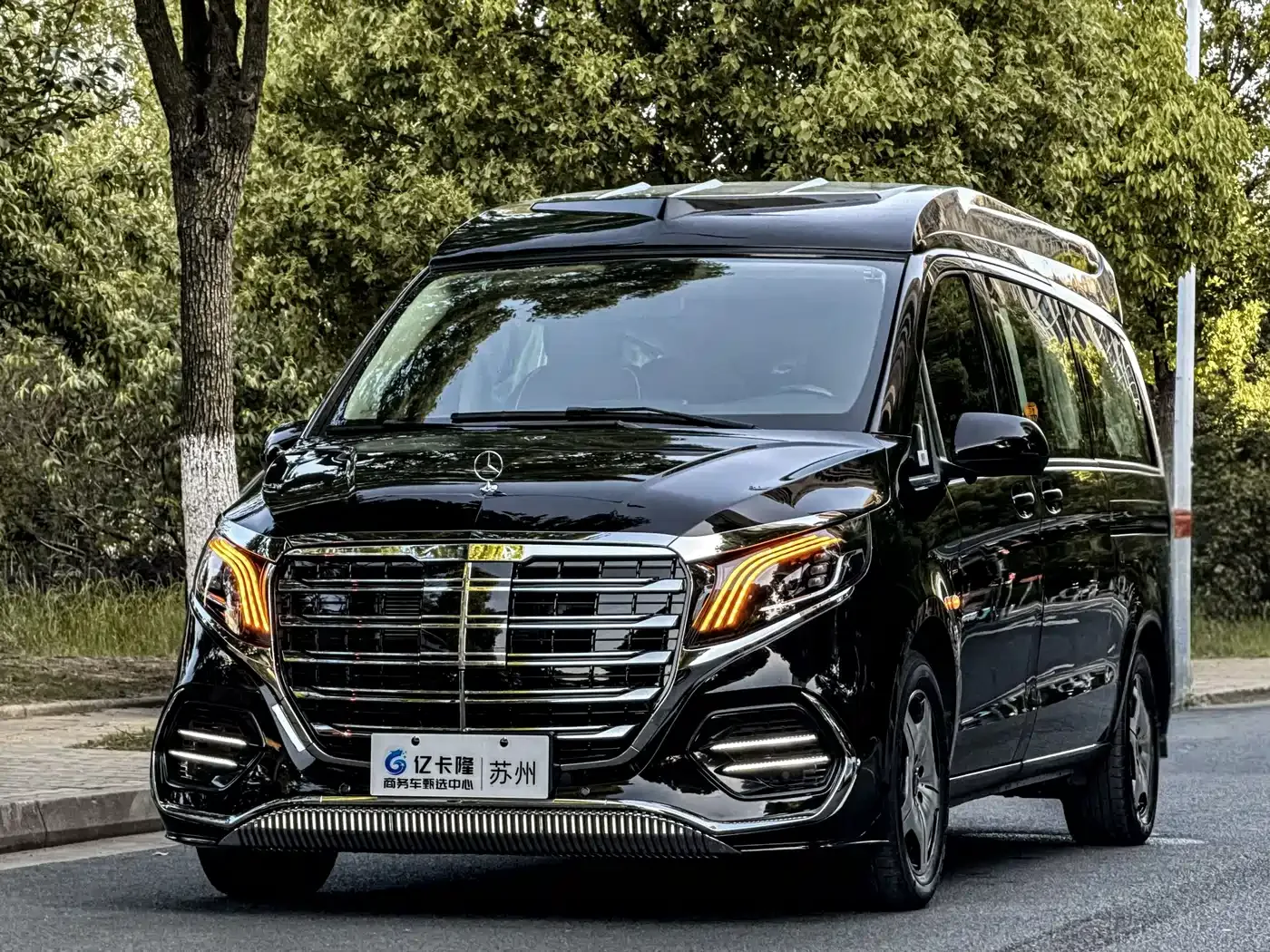 Mercedes-Benz V-Class