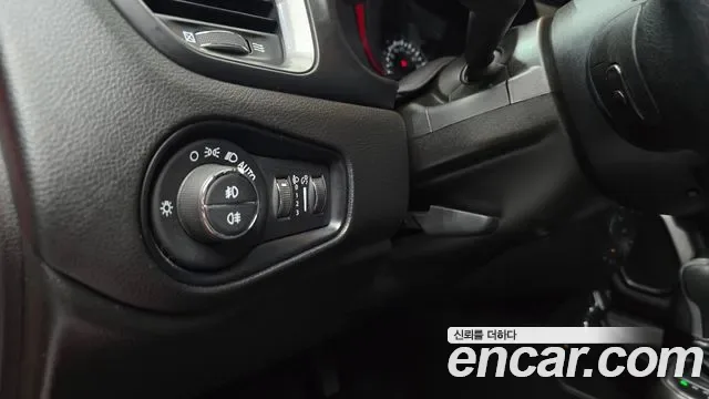Jeep Renegade 1.3 AWD, миниатюра 23