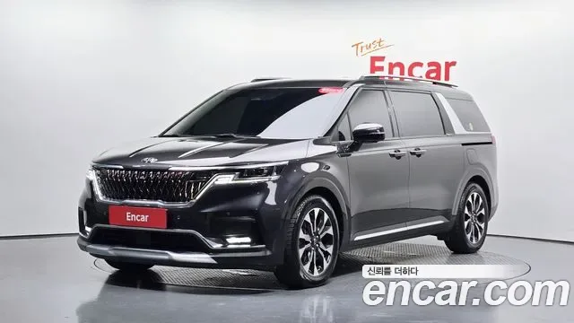 Kia Carnival дизель 9 мест