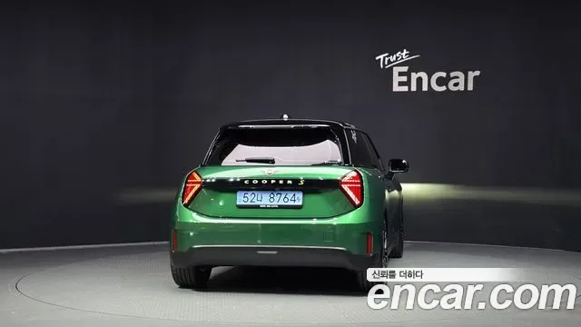 MINI Cooper SE, миниатюра 9