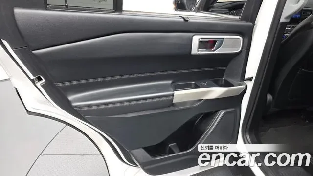 Ford Explorer 3.0 PHEV, миниатюра 20