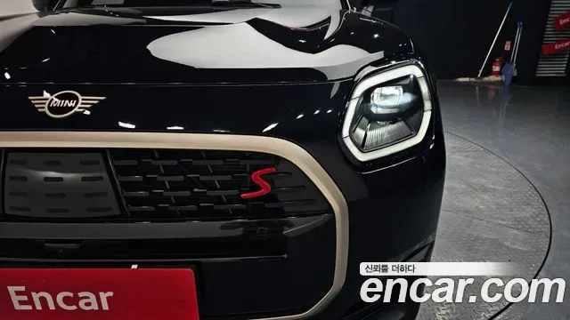 MINI Cooper ALL4, миниатюра 3