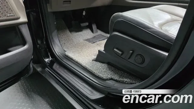 Kia Carnival HEV 7 мест Signature, миниатюра 29