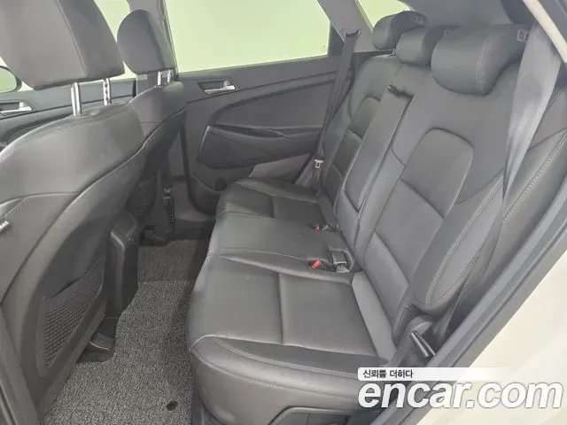Hyundai TUCSON дизель 2.0 4WD, миниатюра 16