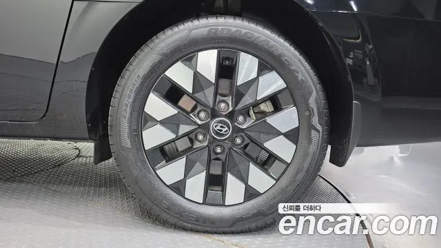 Hyundai Staria 4WD Lounge 9 мест Inspiration, миниатюра 8