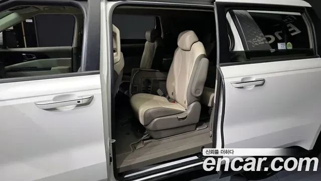 Kia Carnival дизель 11 мест Prestige, миниатюра 9