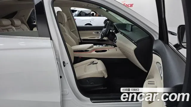 Genesis GV70 2.5T бензин 2WD ( ), миниатюра 13