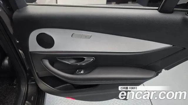 Mercedes-Benz E-Class E250, миниатюра 11