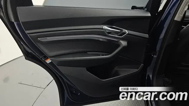 Audi e-, миниатюра 20