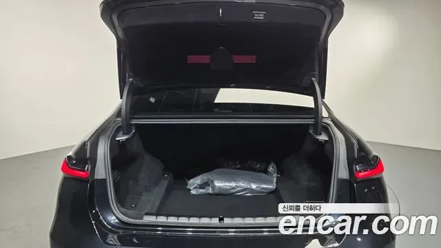 BMW 7 (G70) 740i xDrive M, миниатюра 28