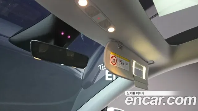Tesla Y AWD, миниатюра 7