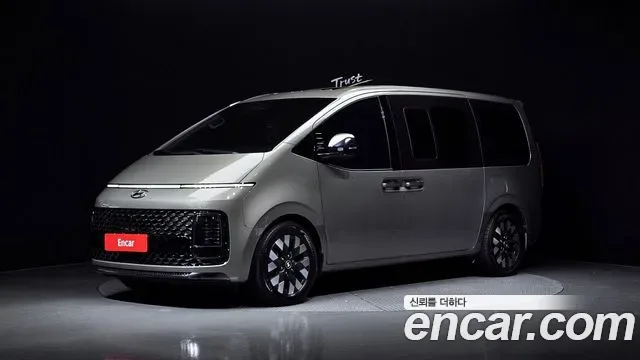 Hyundai Staria L3.5 Lounge 9 мест Inspiration