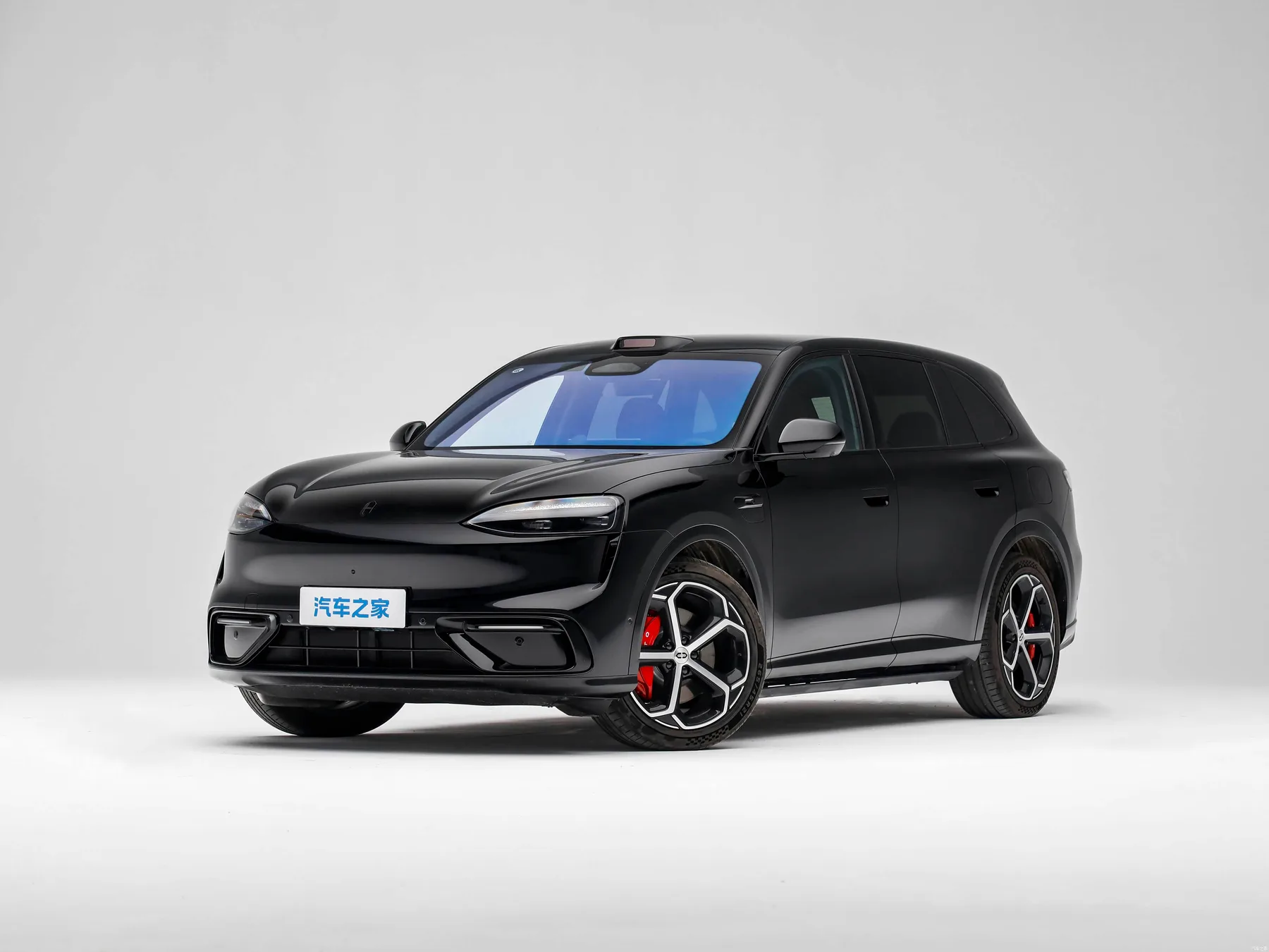 AITO M6
