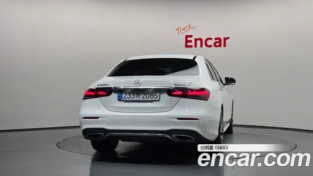 Mercedes-Benz E-Class E220d 4MATIC AMG Line, миниатюра 12