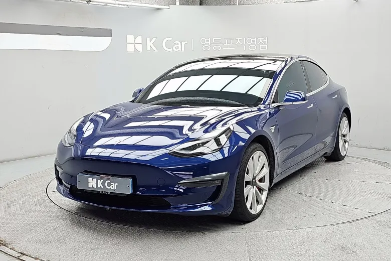 Tesla 3 AWD
