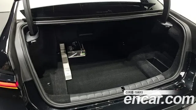 BMW 7 (G70) 740i xDrive M, миниатюра 4