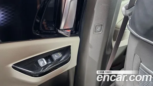Kia Carnival дизель 9 мест ( ), миниатюра 3