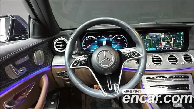 Mercedes-Benz E-Class E350 4MATIC, миниатюра 8