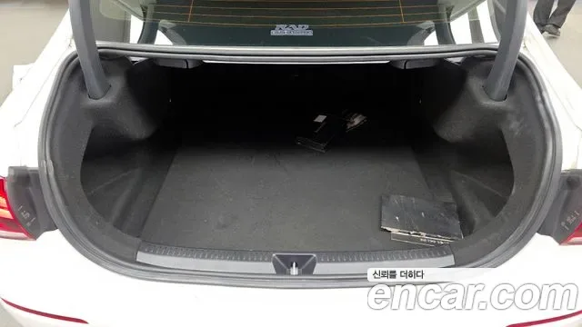 Mercedes-Benz A-Class A220, миниатюра 9